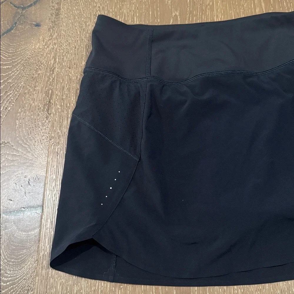 Athleta Run With It 14” Black Skort Size M Athletic Tennis Golf Skirt Shorts - Picture 4 of 8